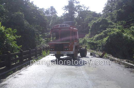 gas tanker accident near kumaradhara bridge
